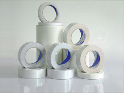 Băng dính trắng dán nền